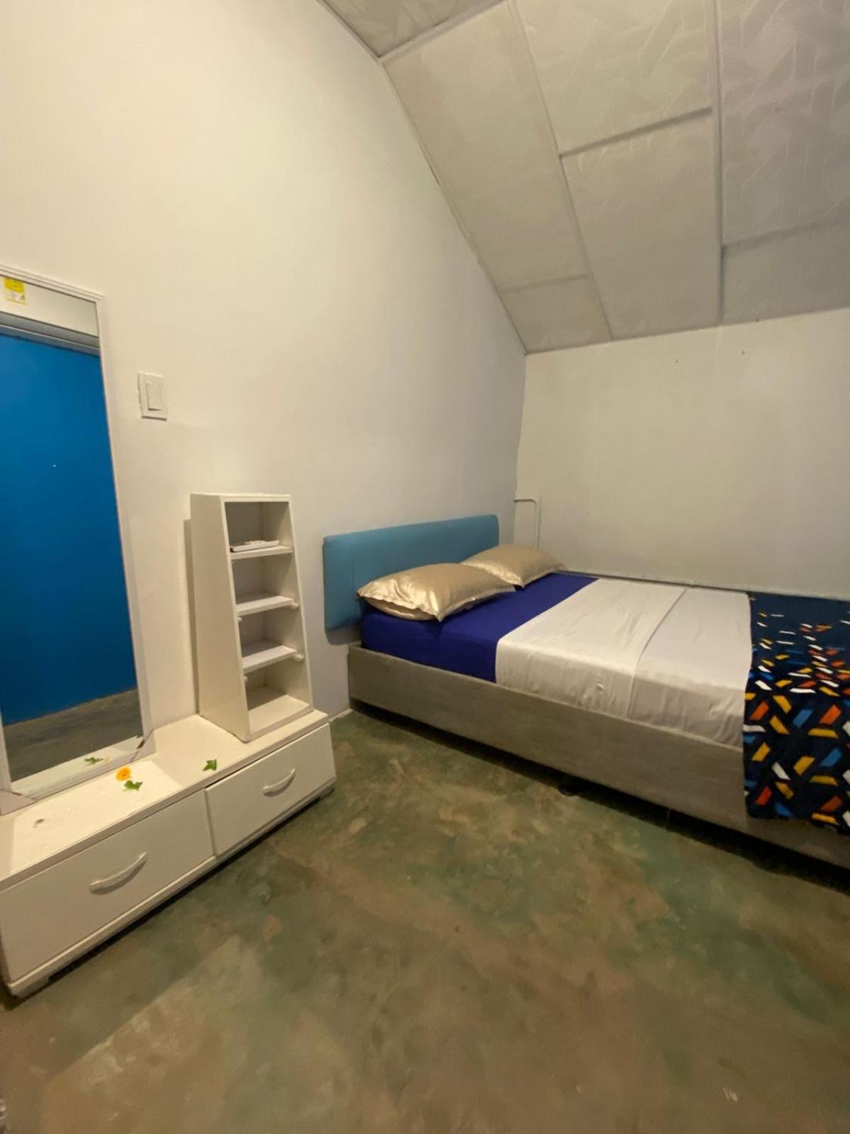Kristalu Albergue Cartagena